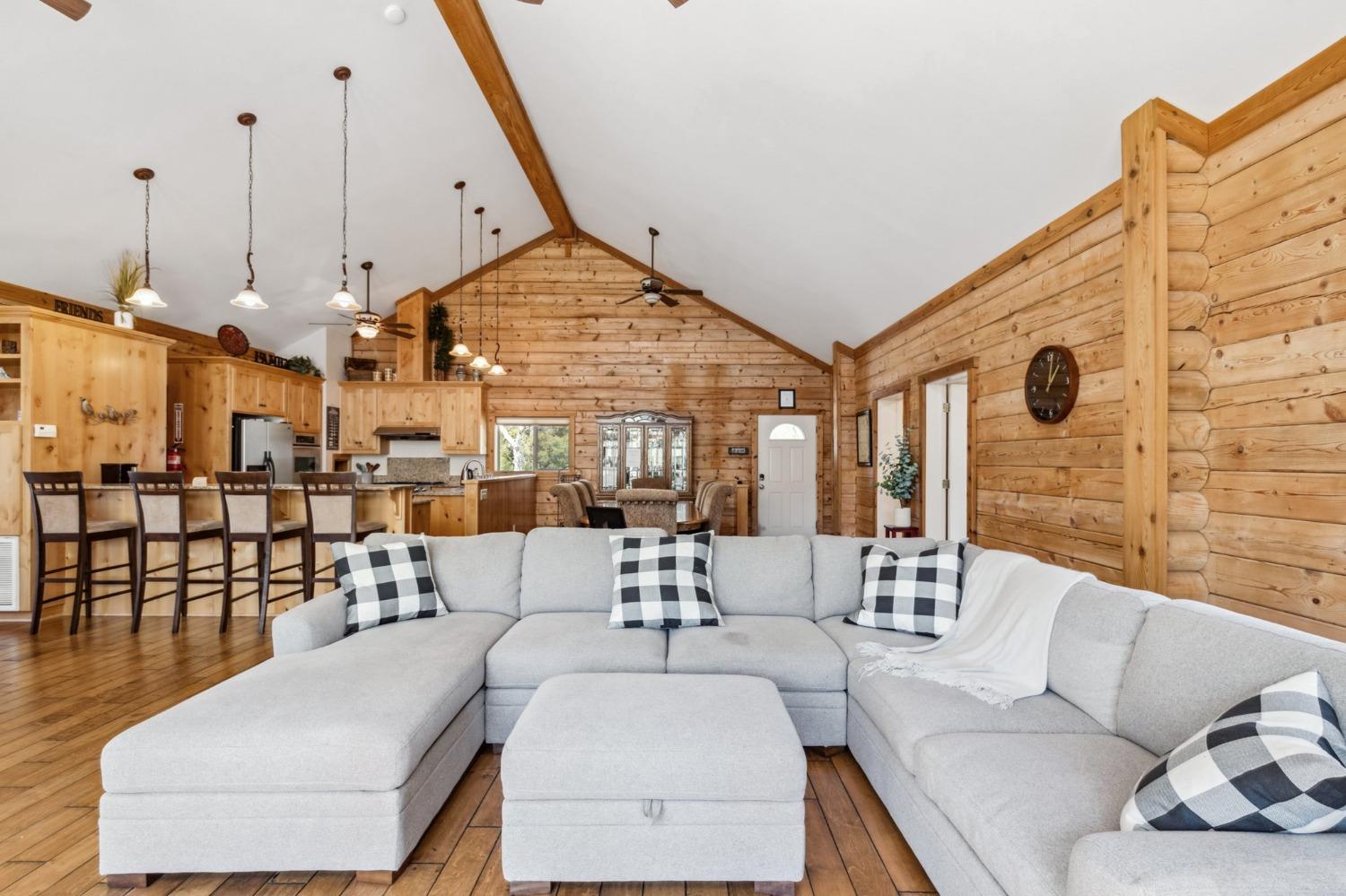 3133 River Haven Dr, Mariposa, CA 95338