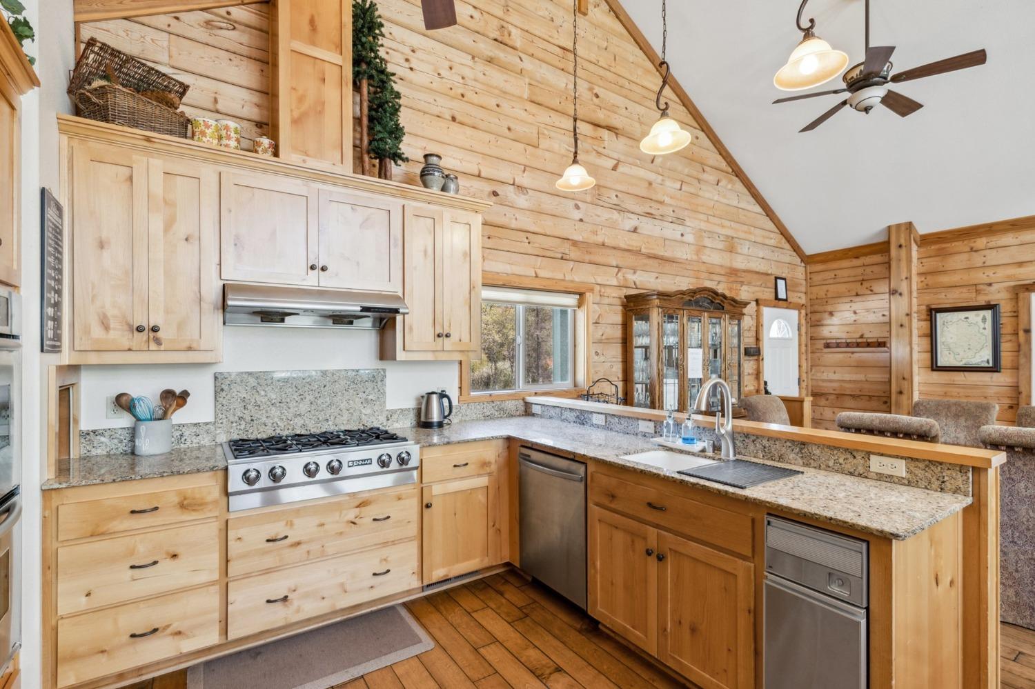 3133 River Haven Dr, Mariposa, CA 95338