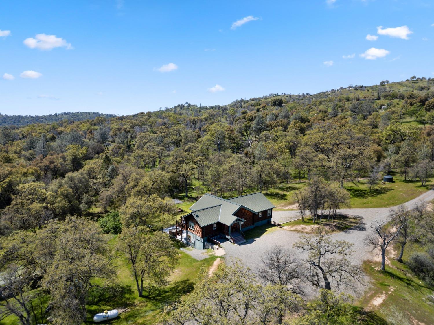 3133 River Haven Dr, Mariposa, CA 95338