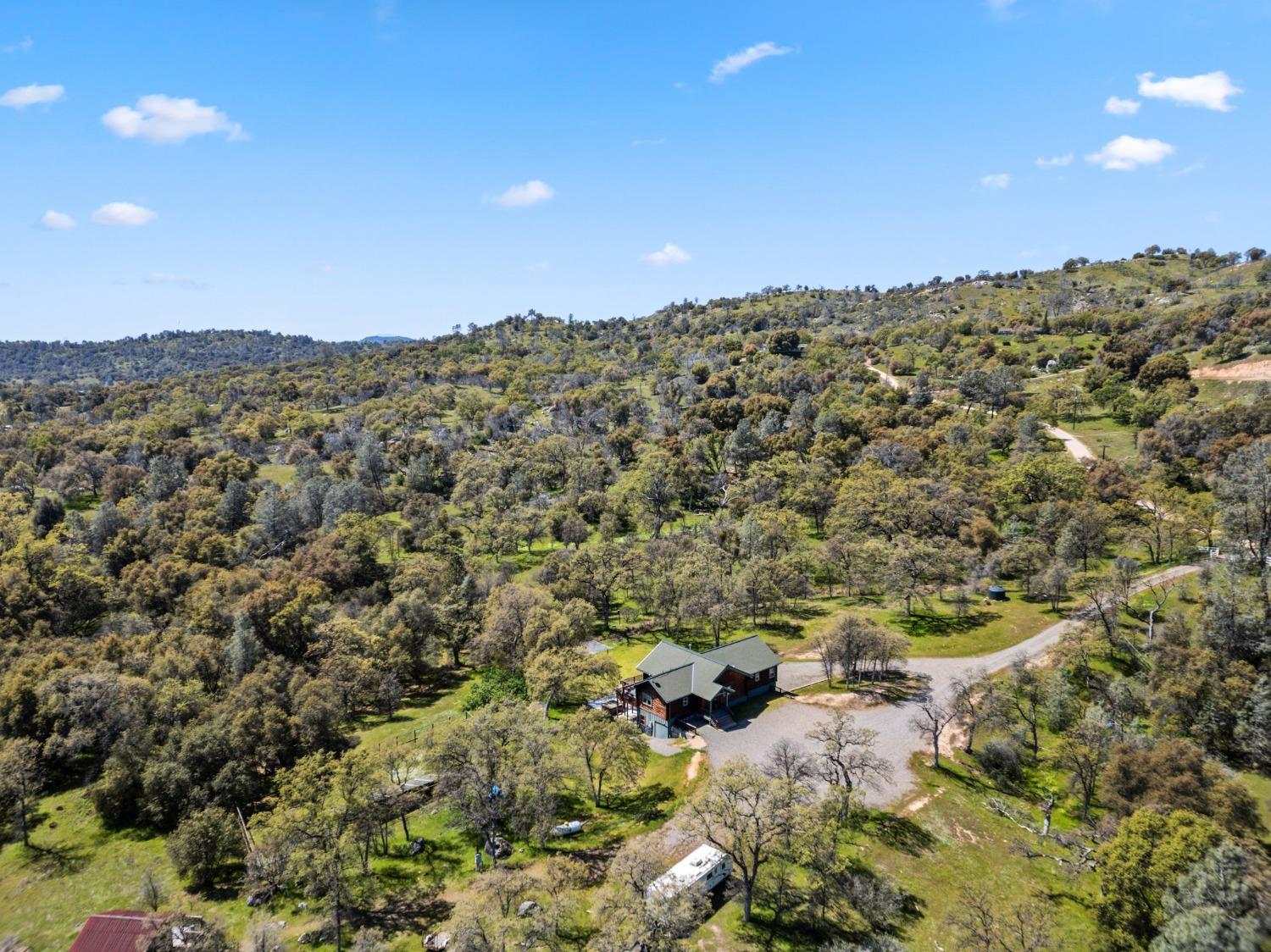 3133 River Haven Dr, Mariposa, CA 95338