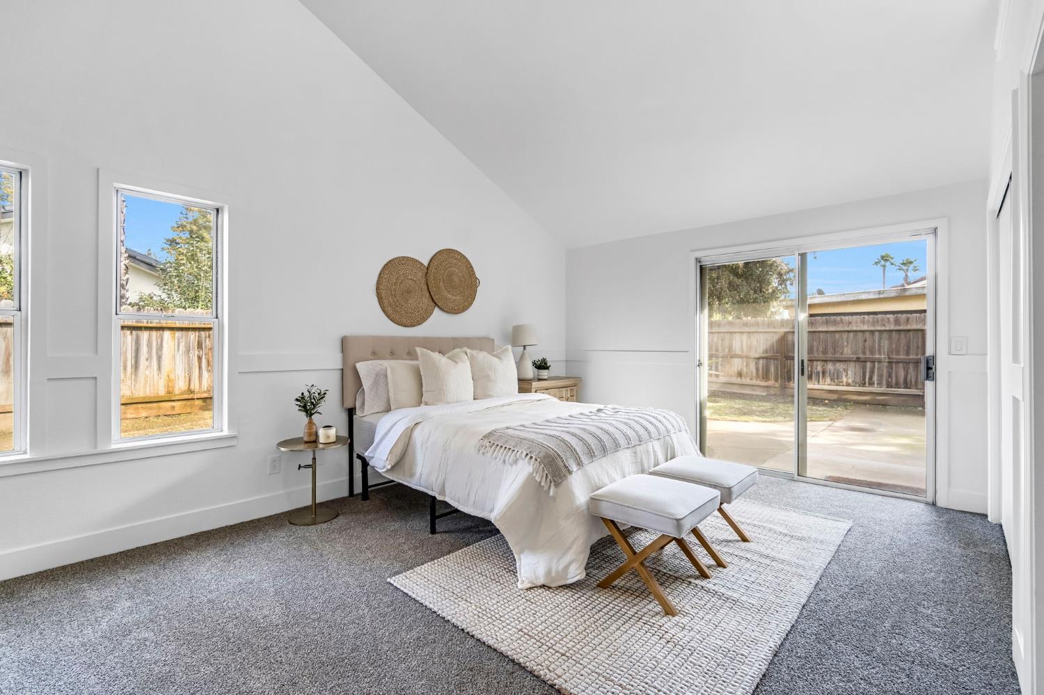 5882 W Fallon Ave, Fresno, CA 93722