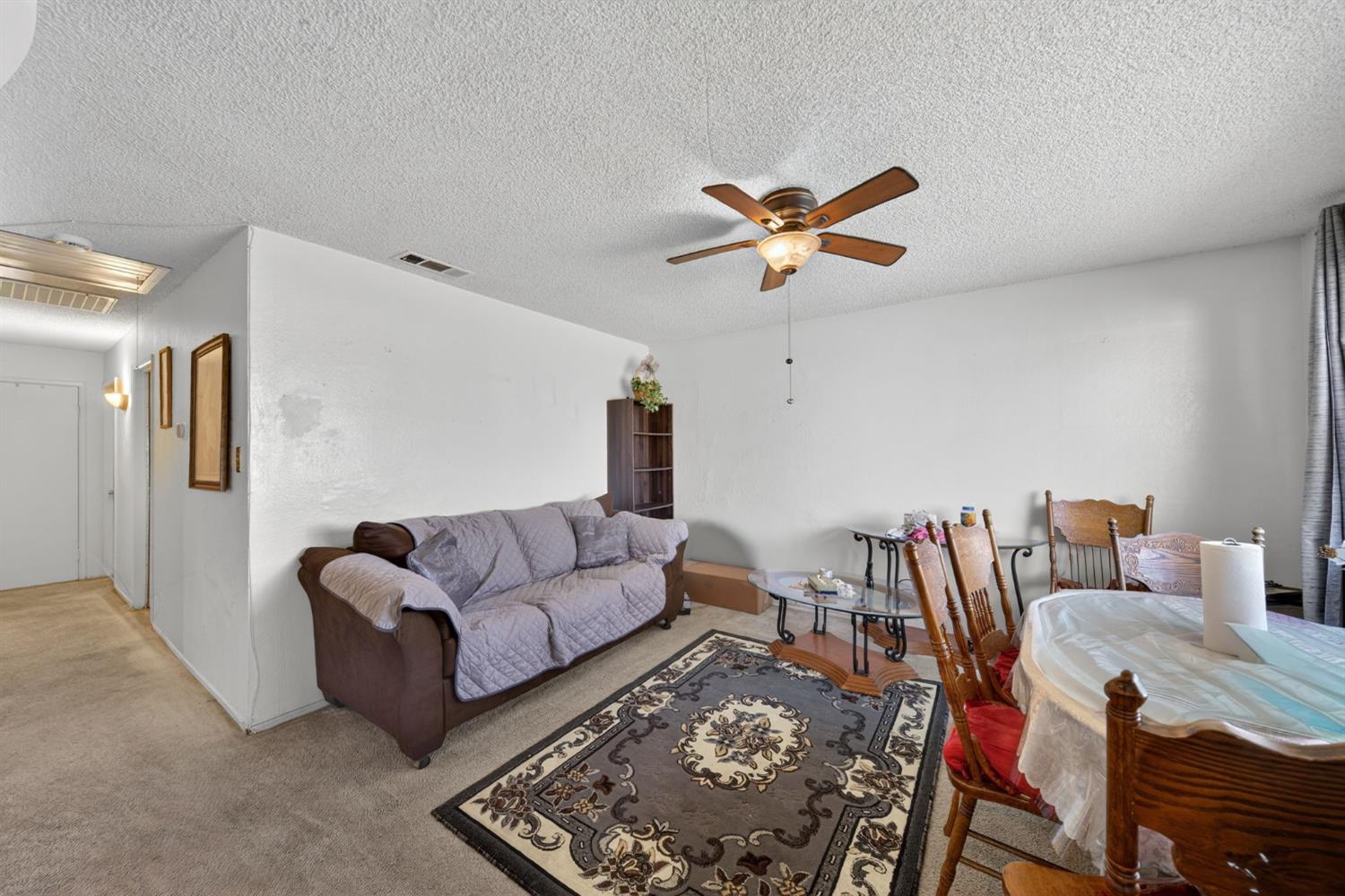 3323 W Indianapolis Ave, Fresno, CA 93722