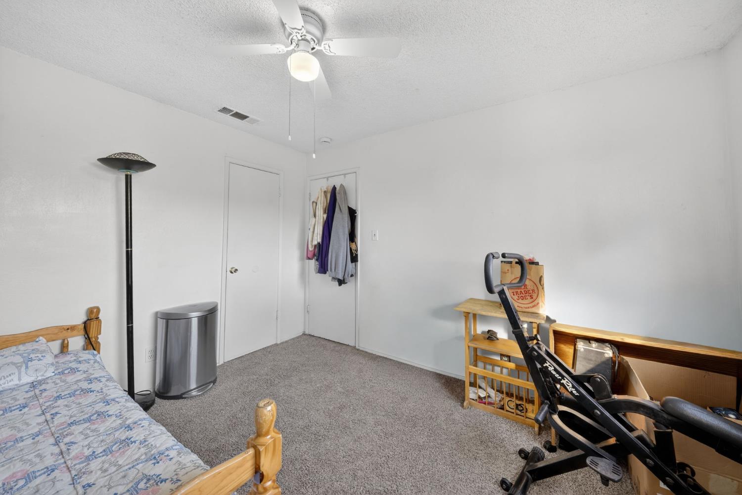 3323 W Indianapolis Ave, Fresno, CA 93722