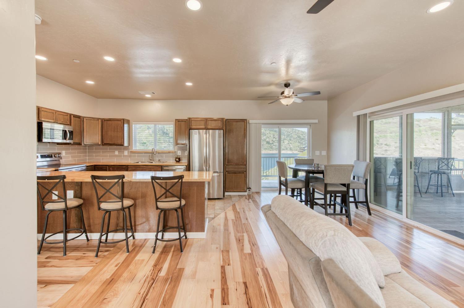 28053 Sky Harbour Rd, Friant, CA 93626