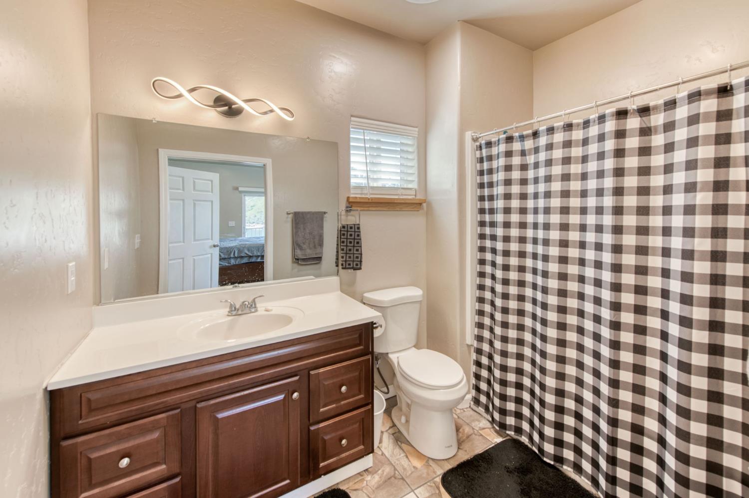 28053 Sky Harbour Rd, Friant, CA 93626