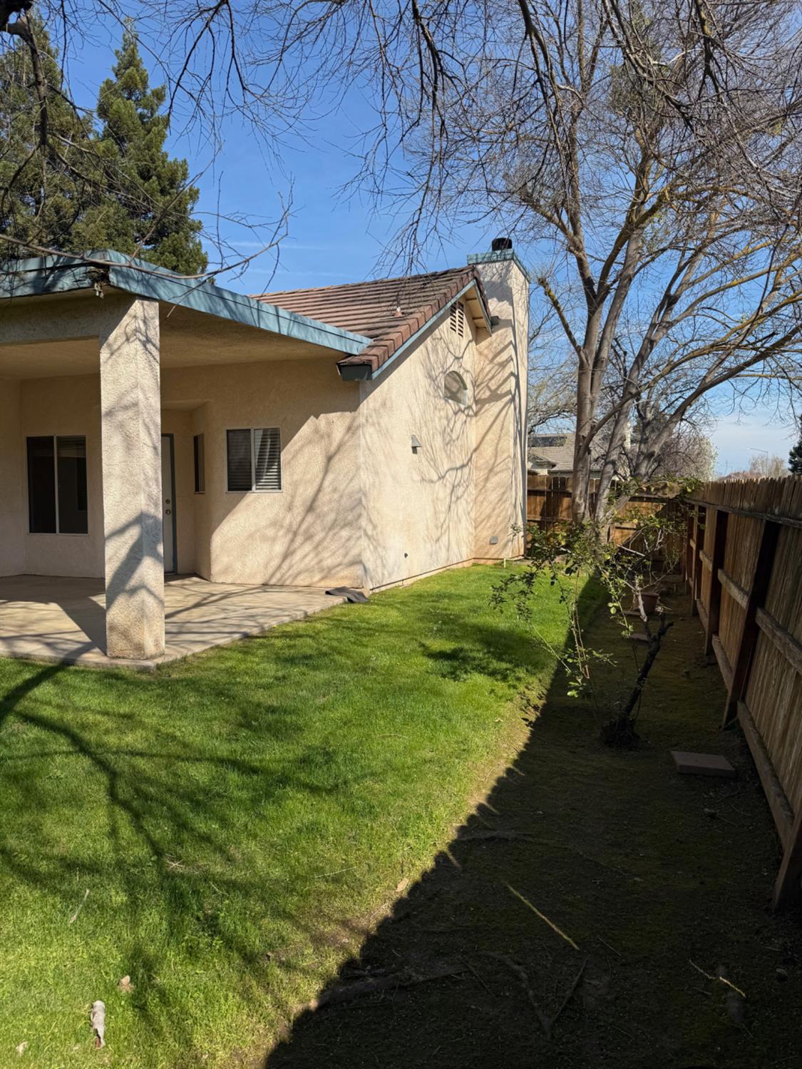 10201 N Whitney Ave, Fresno, CA 93730