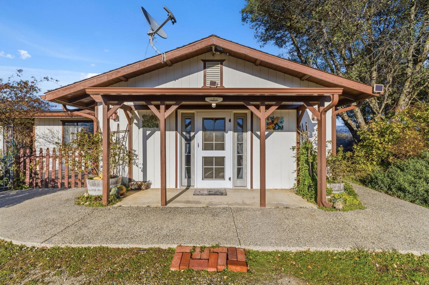 44800 Ahwahnee Acres Rd, Ahwahnee, CA 93601