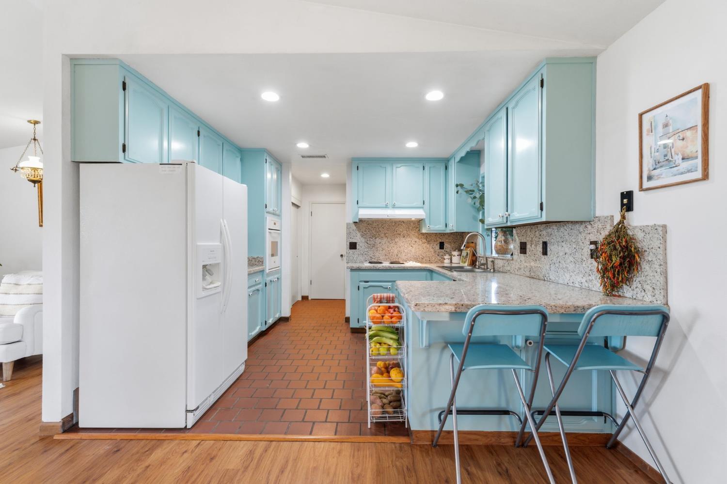 44800 Ahwahnee Acres Rd, Ahwahnee, CA 93601