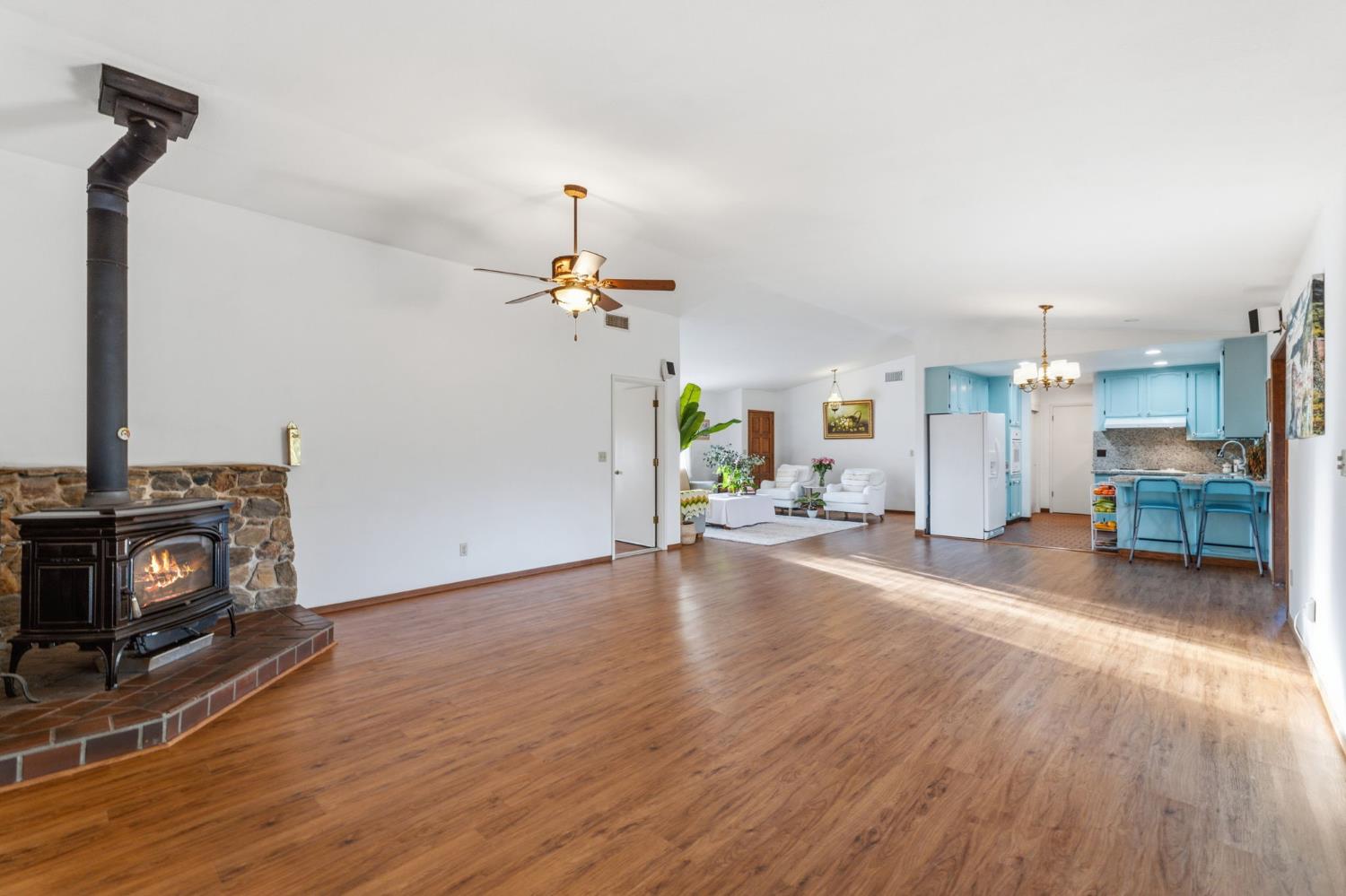 44800 Ahwahnee Acres Rd, Ahwahnee, CA 93601