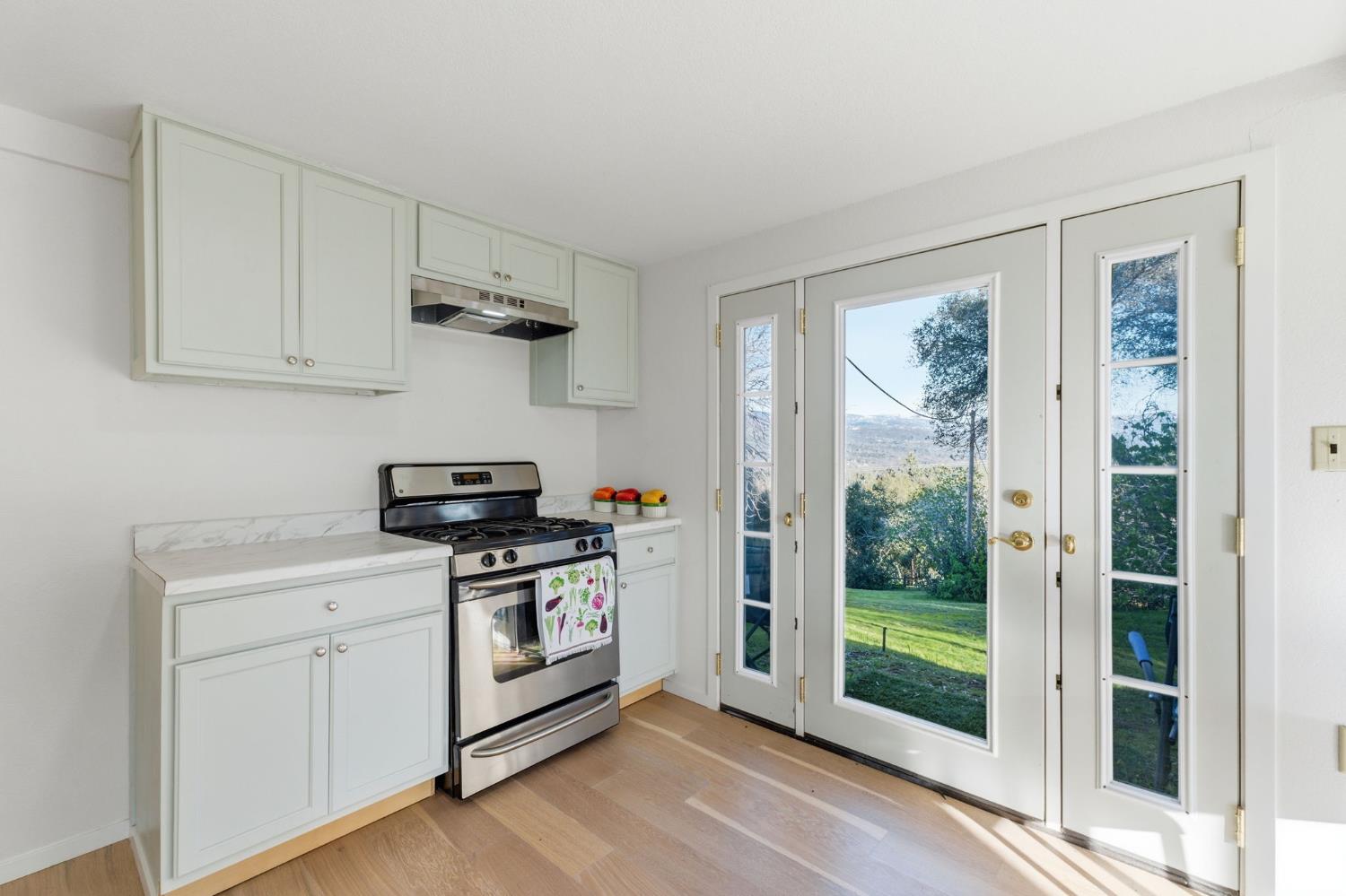 44800 Ahwahnee Acres Rd, Ahwahnee, CA 93601