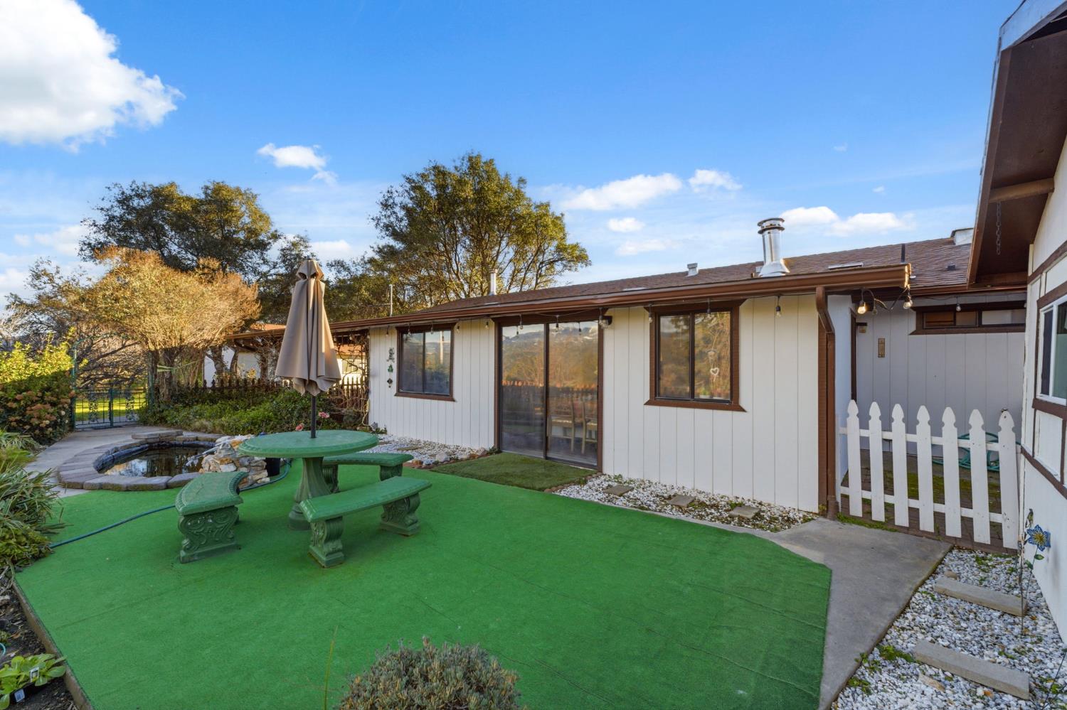 44800 Ahwahnee Acres Rd, Ahwahnee, CA 93601