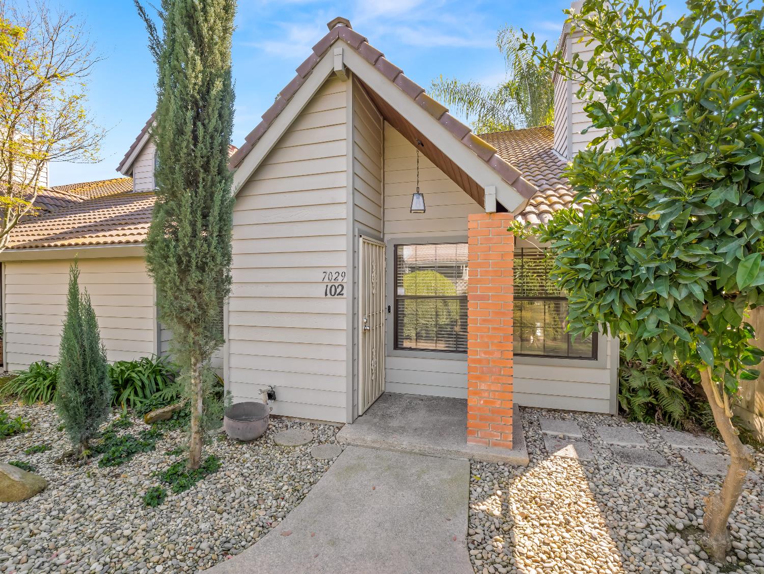 7029 N Teilman Ave, Fresno, CA 93711