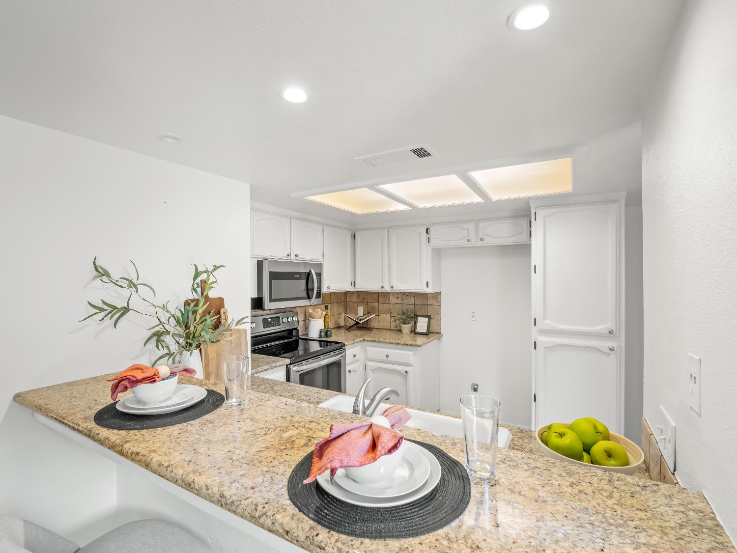 7029 N Teilman Ave, Fresno, CA 93711