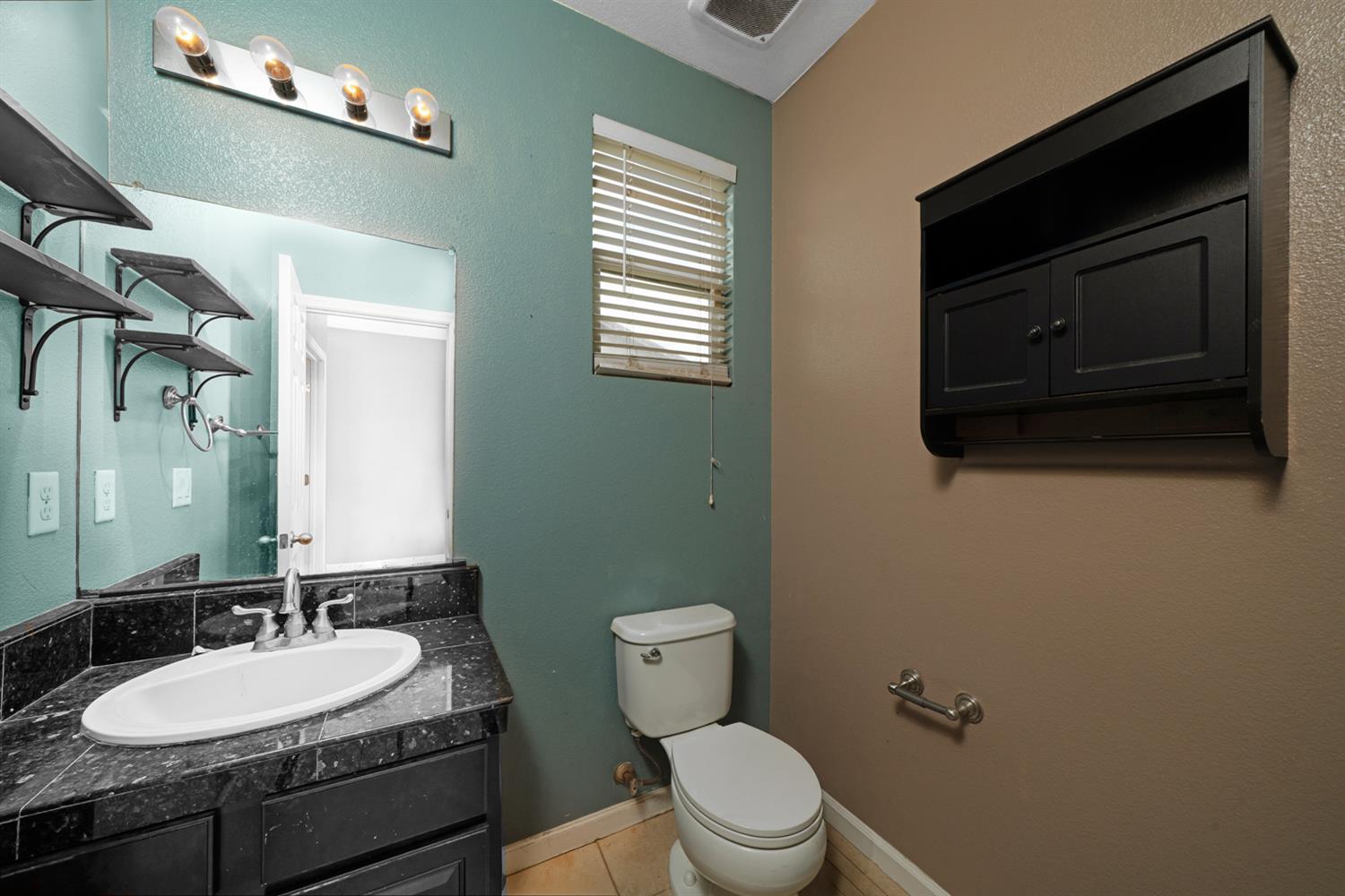 5368 E Tower Ave, Fresno, CA 93725