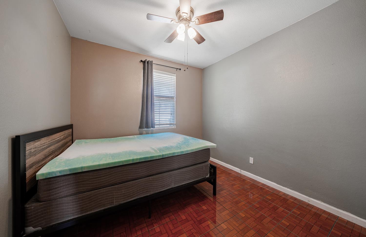 5368 E Tower Ave, Fresno, CA 93725