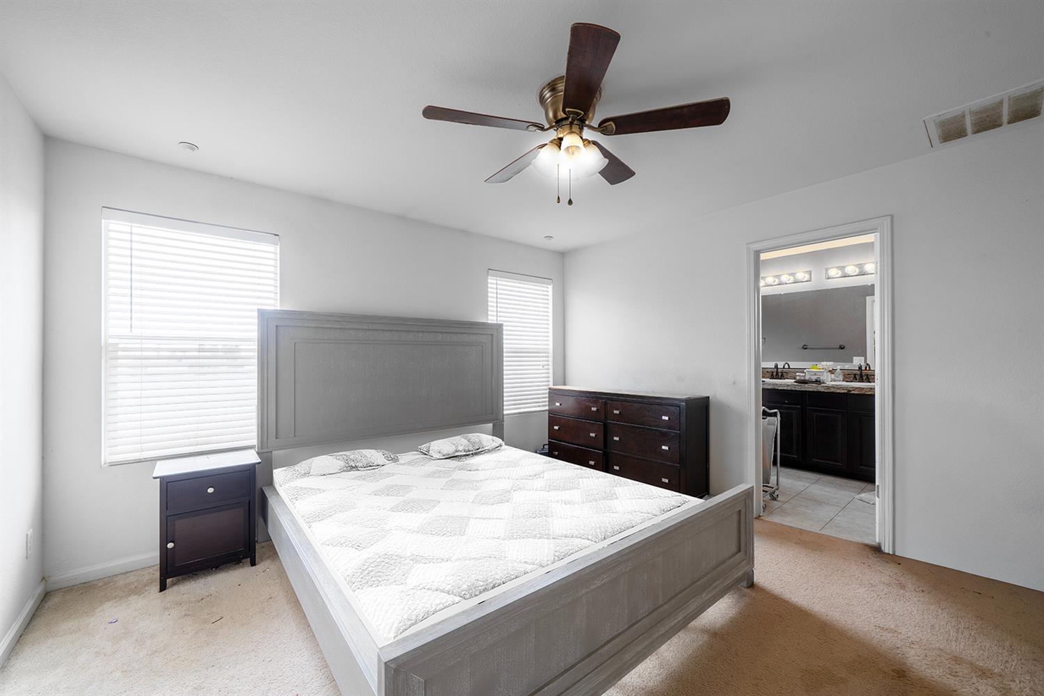 5368 E Tower Ave, Fresno, CA 93725