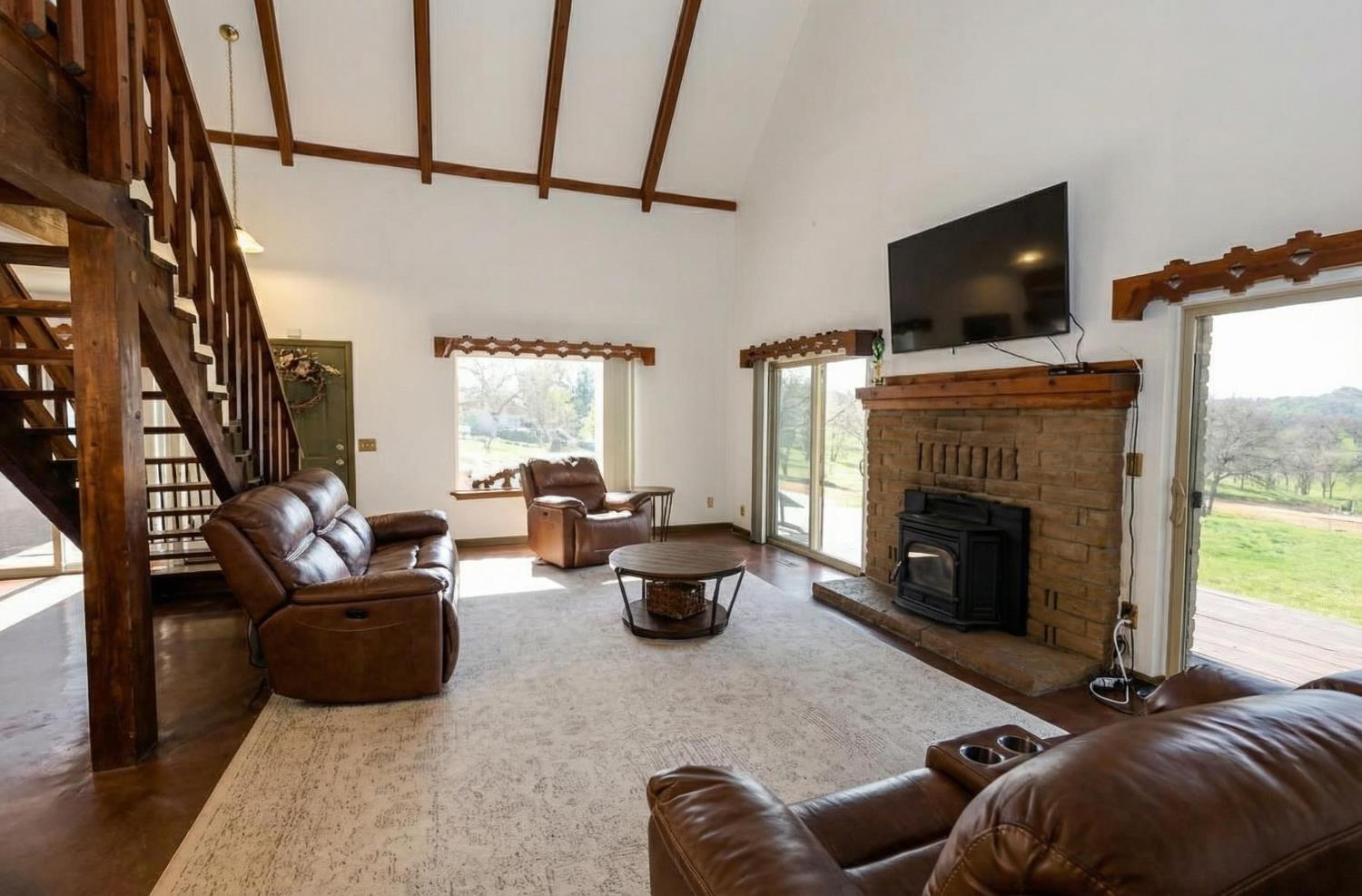 14788 Blue Oak Ln, Prather, CA 93651