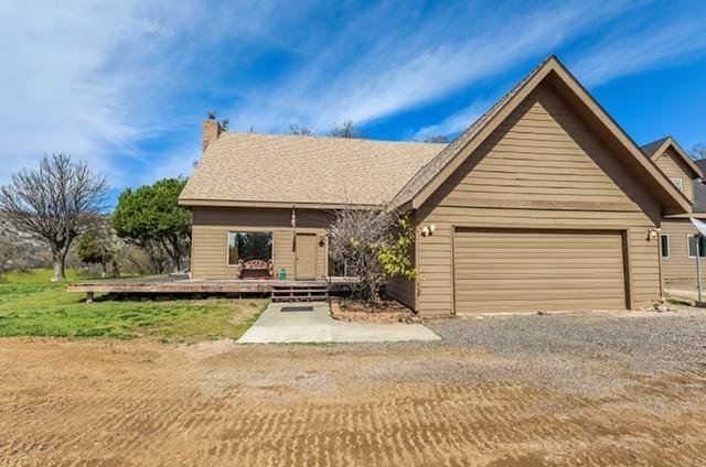 14788 Blue Oak Ln, Prather, CA 93651