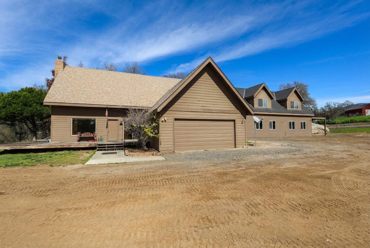 14788 Blue Oak Ln, Prather, CA 93651