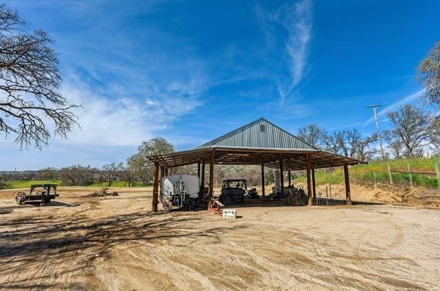 14788 Blue Oak Ln, Prather, CA 93651