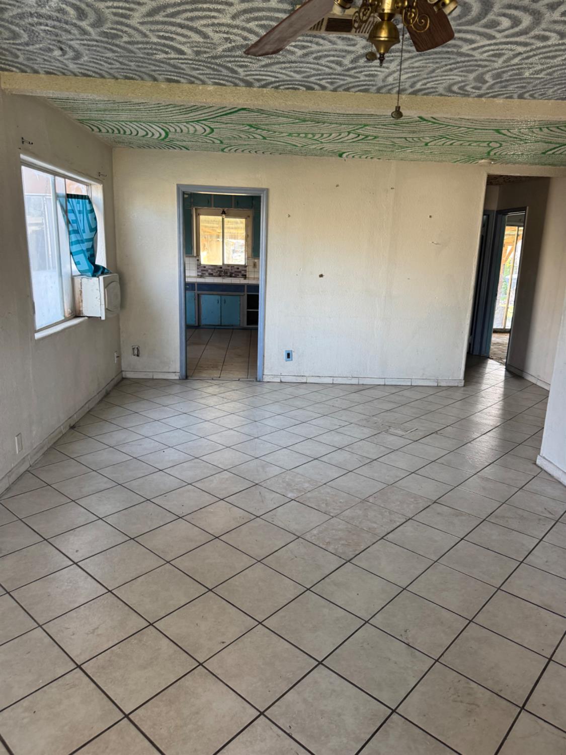 12935 Sierra, Cutler, CA 93615