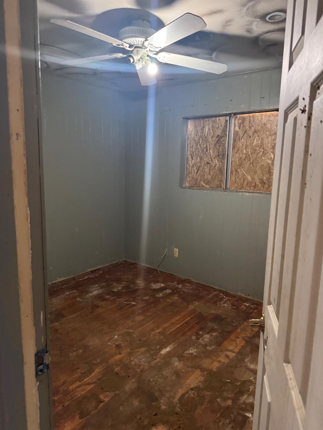 12935 Sierra, Cutler, CA 93615