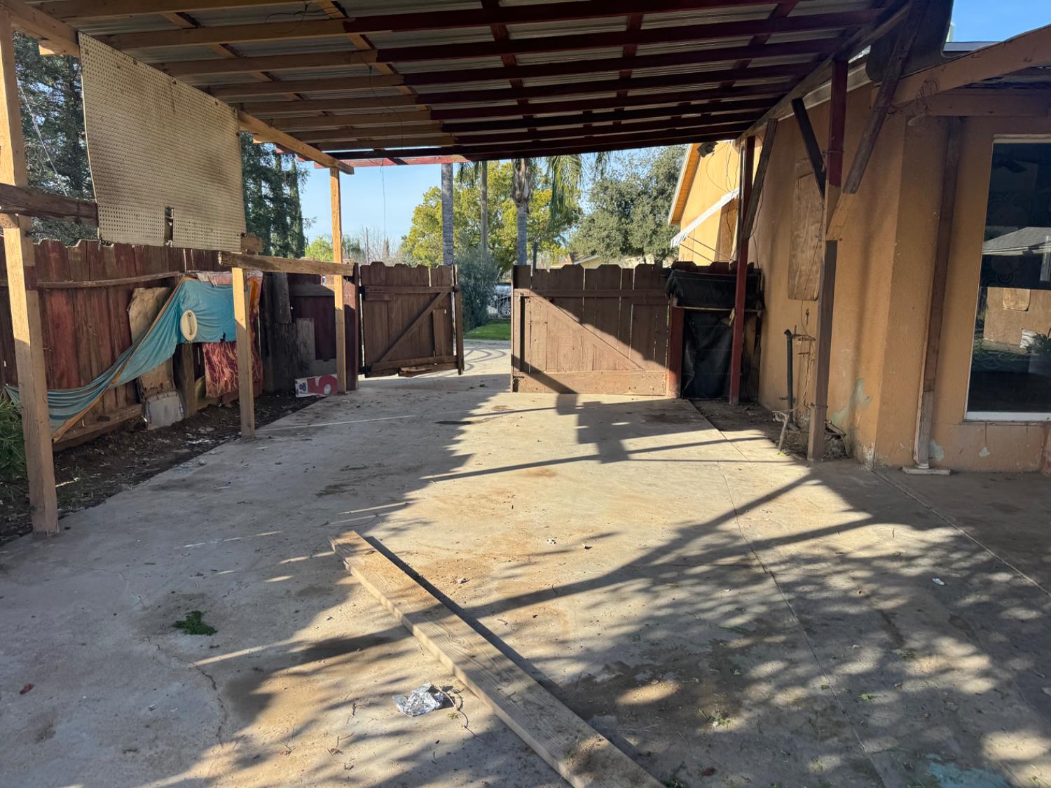 12935 Sierra, Cutler, CA 93615