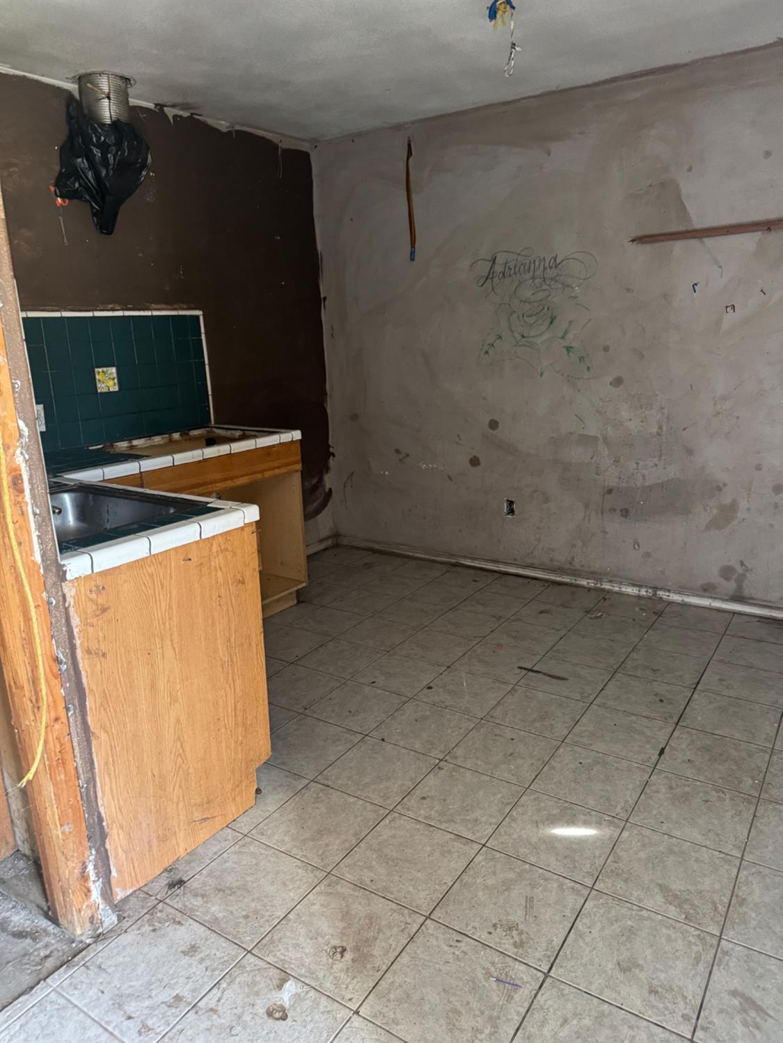 12935 Sierra, Cutler, CA 93615