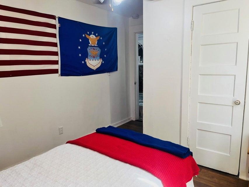 824 N Willis St, Visalia, CA 93291