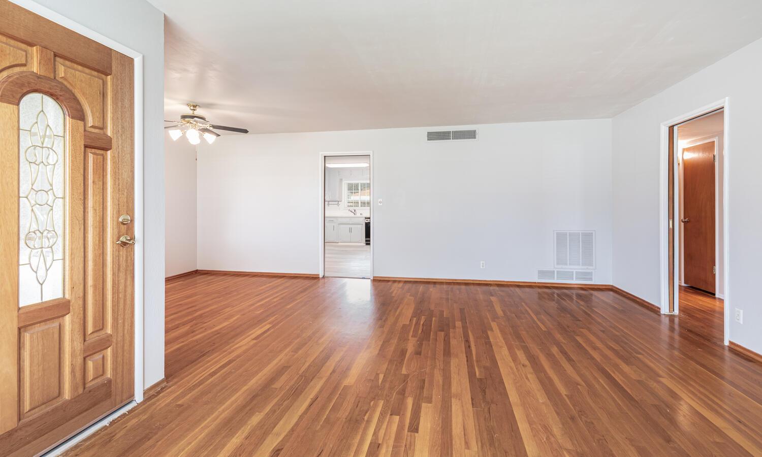 4365 N 5Th St, Fresno, CA 93726