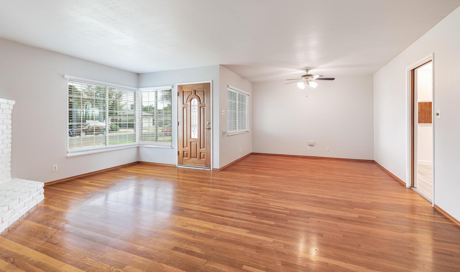 4365 N 5Th St, Fresno, CA 93726