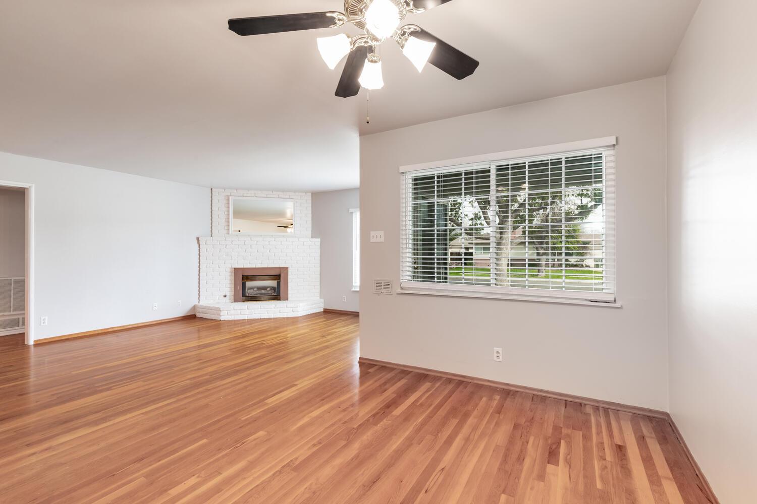 4365 N 5Th St, Fresno, CA 93726