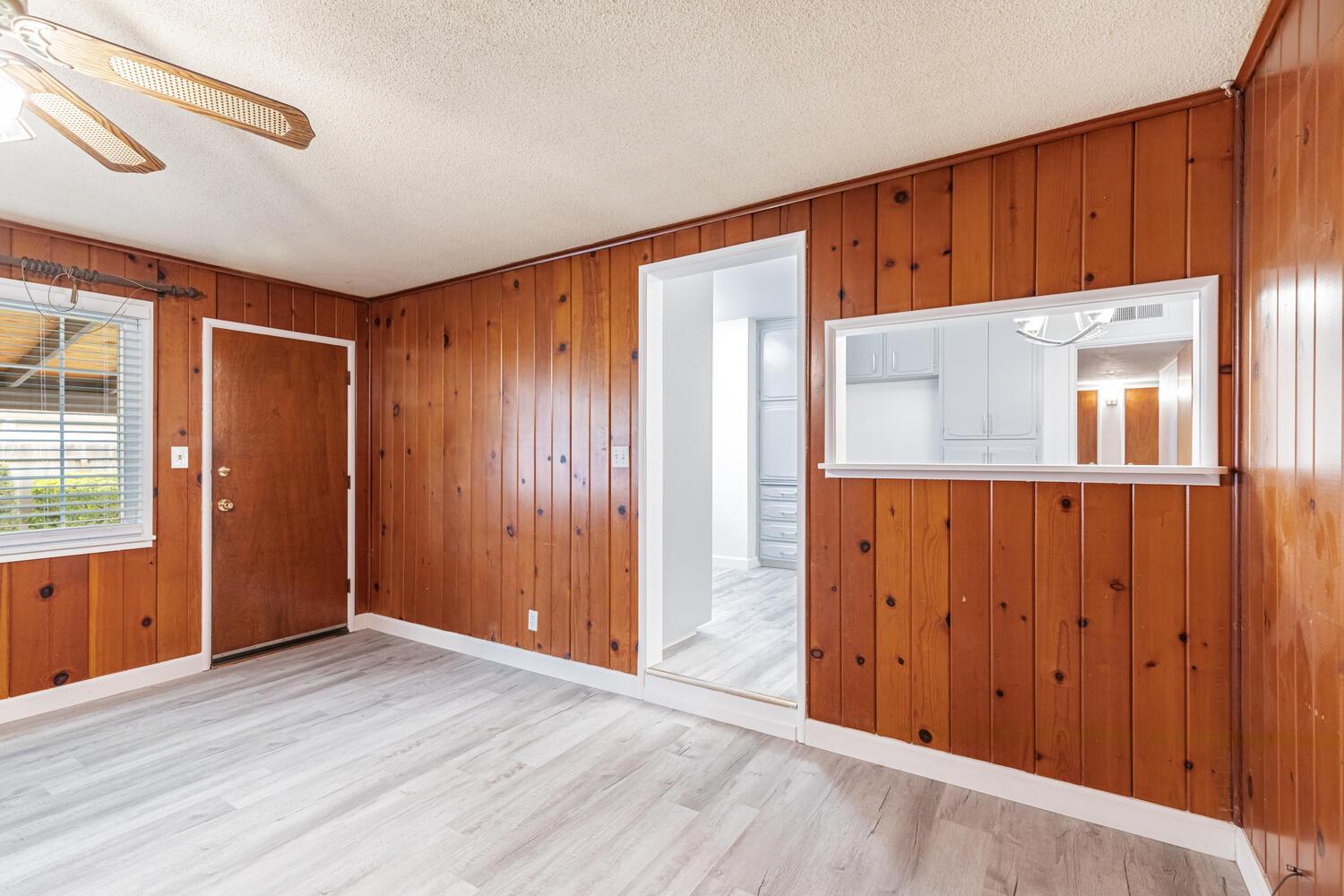 4365 N 5Th St, Fresno, CA 93726