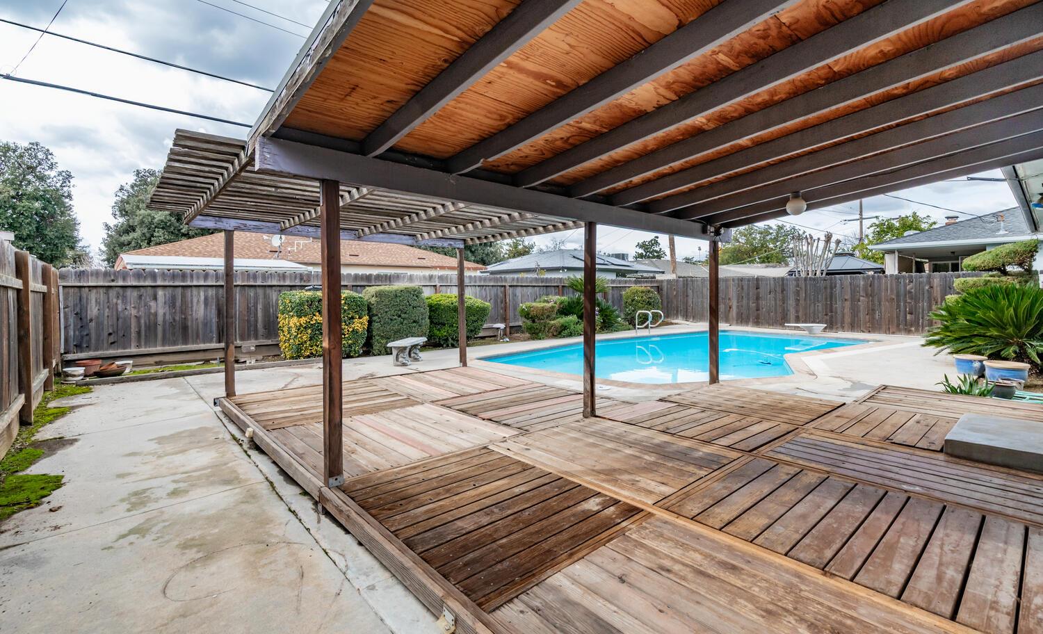 4365 N 5Th St, Fresno, CA 93726