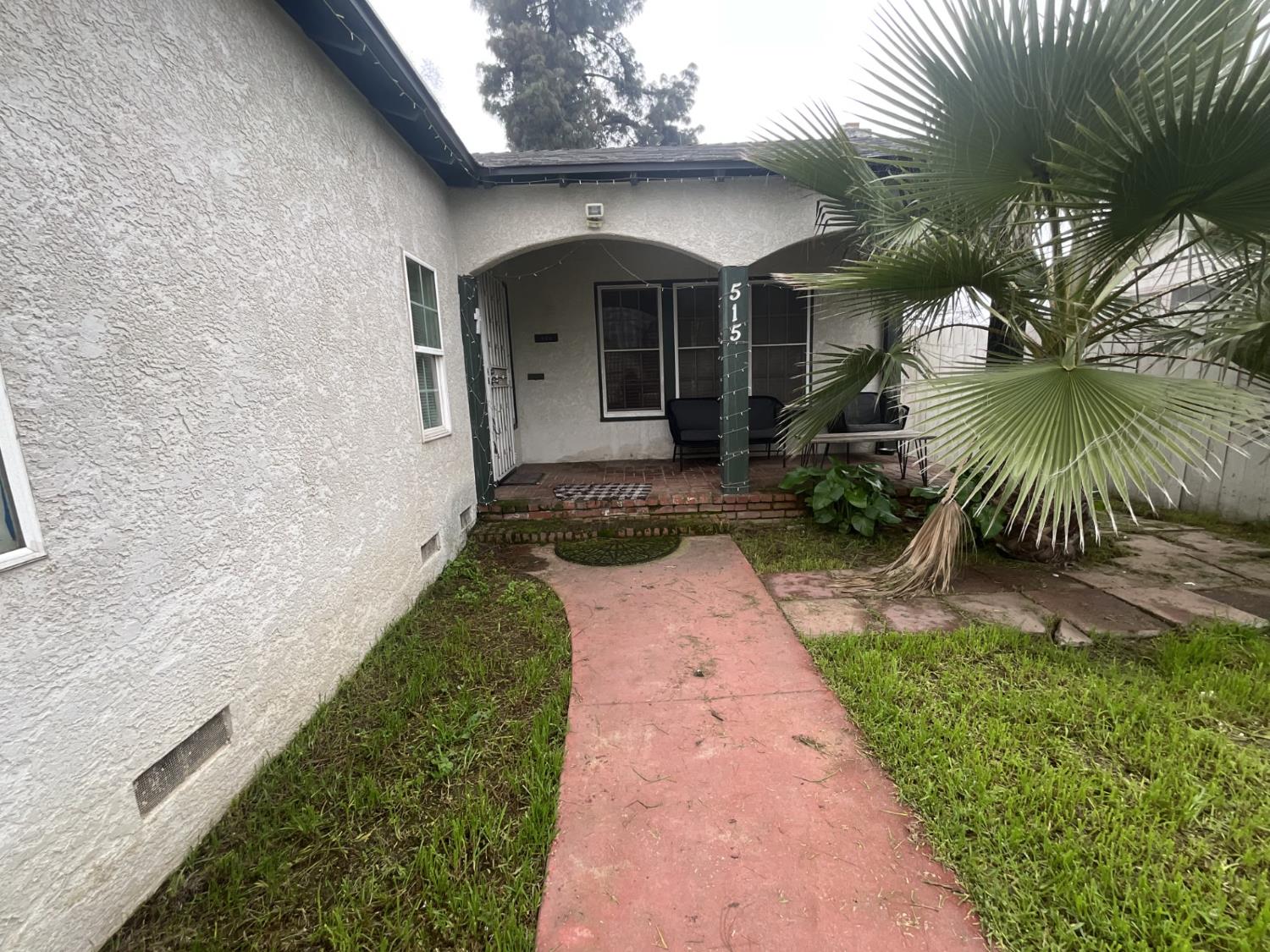 515 Neville St, Hanford, CA 93230