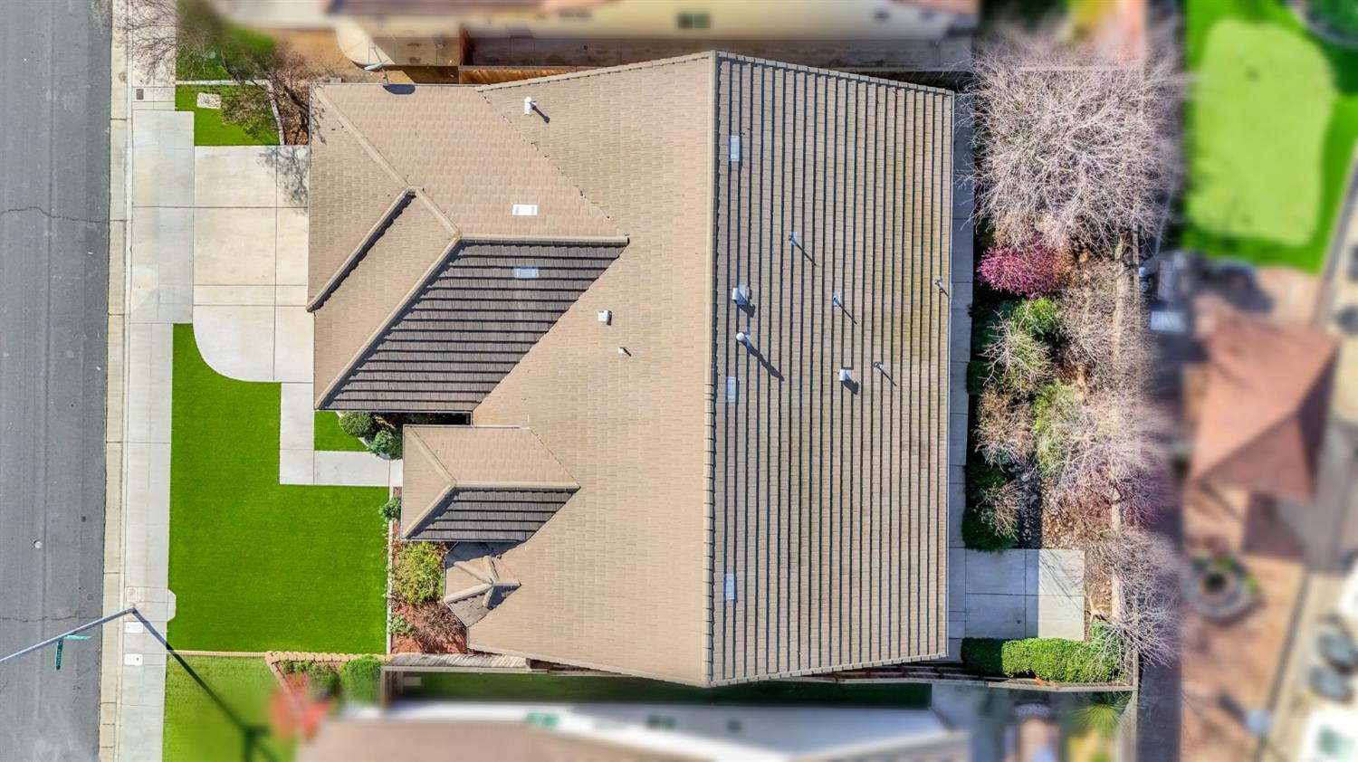 7261 N Ivanhoe Ave, Fresno, CA 93722