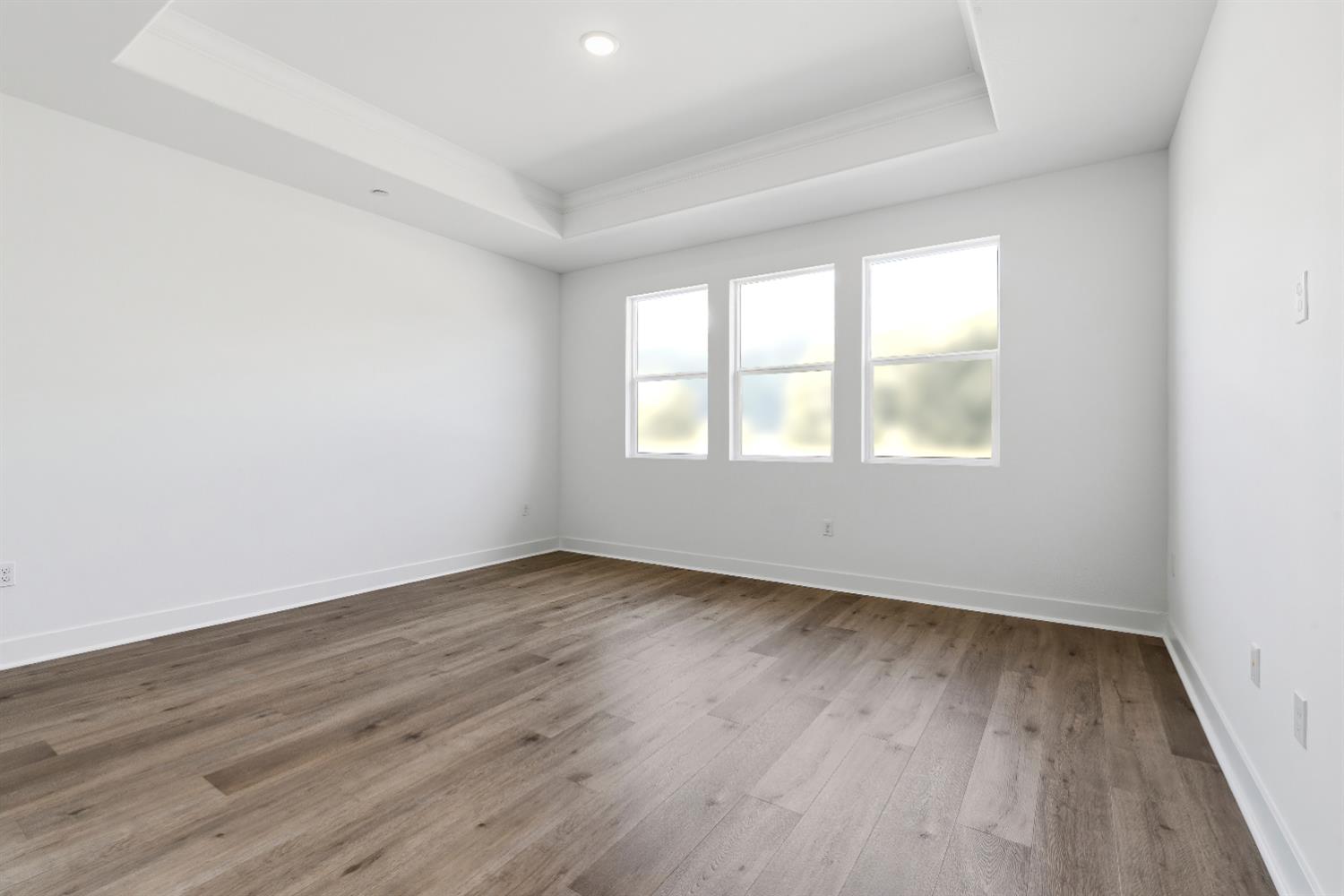 8069 Cottonwood Dr, Friant, CA 93626