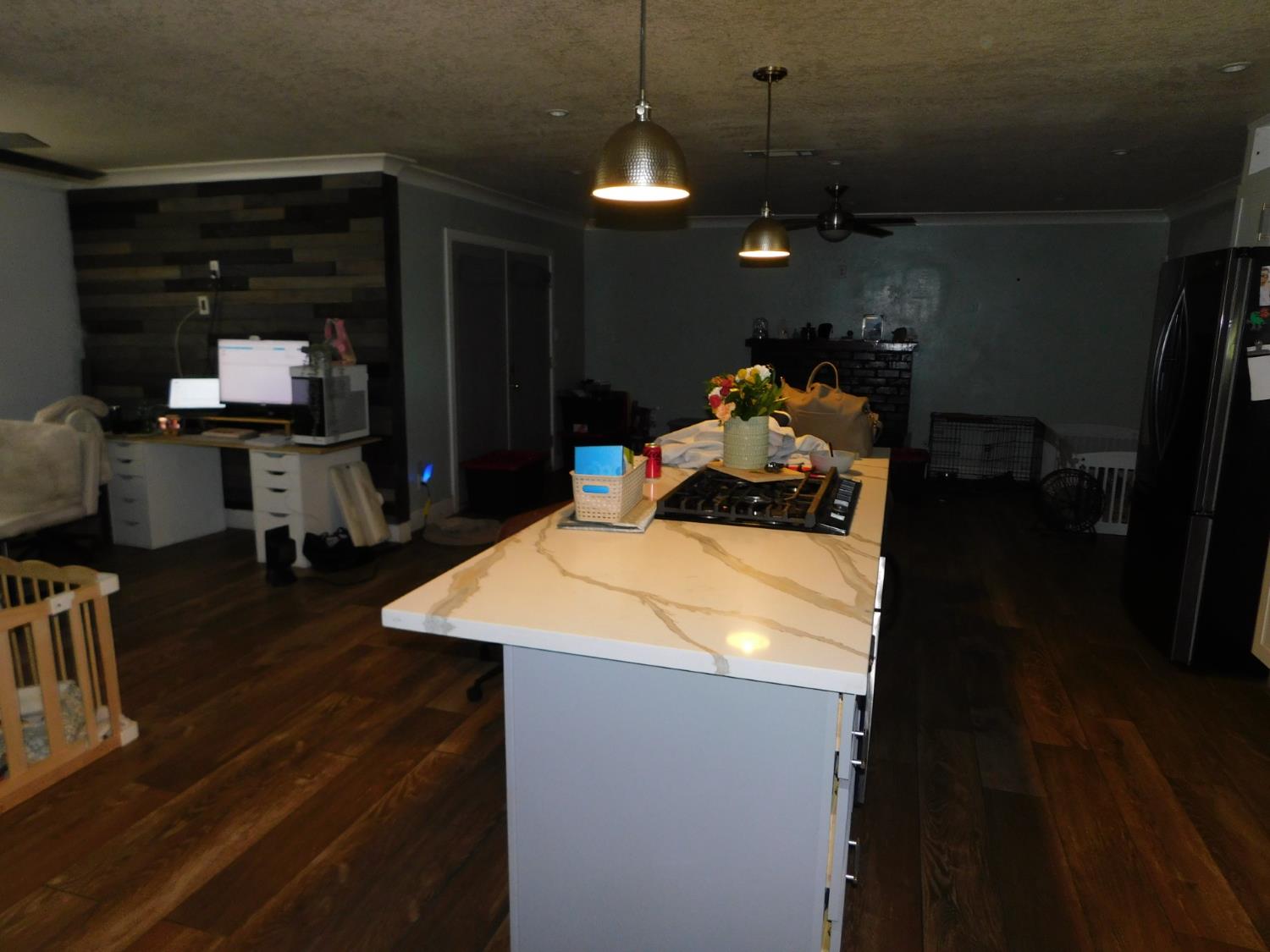 3762 N Claremont Ave N, Fresno, CA 93727