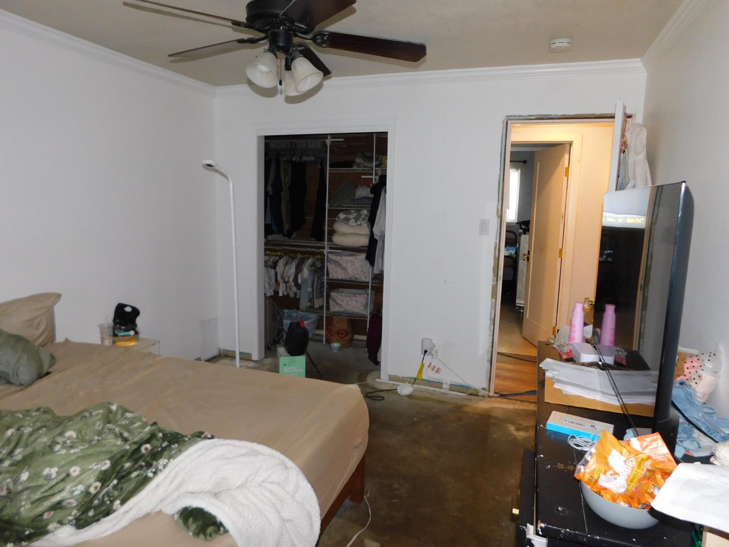 3762 N Claremont Ave N, Fresno, CA 93727