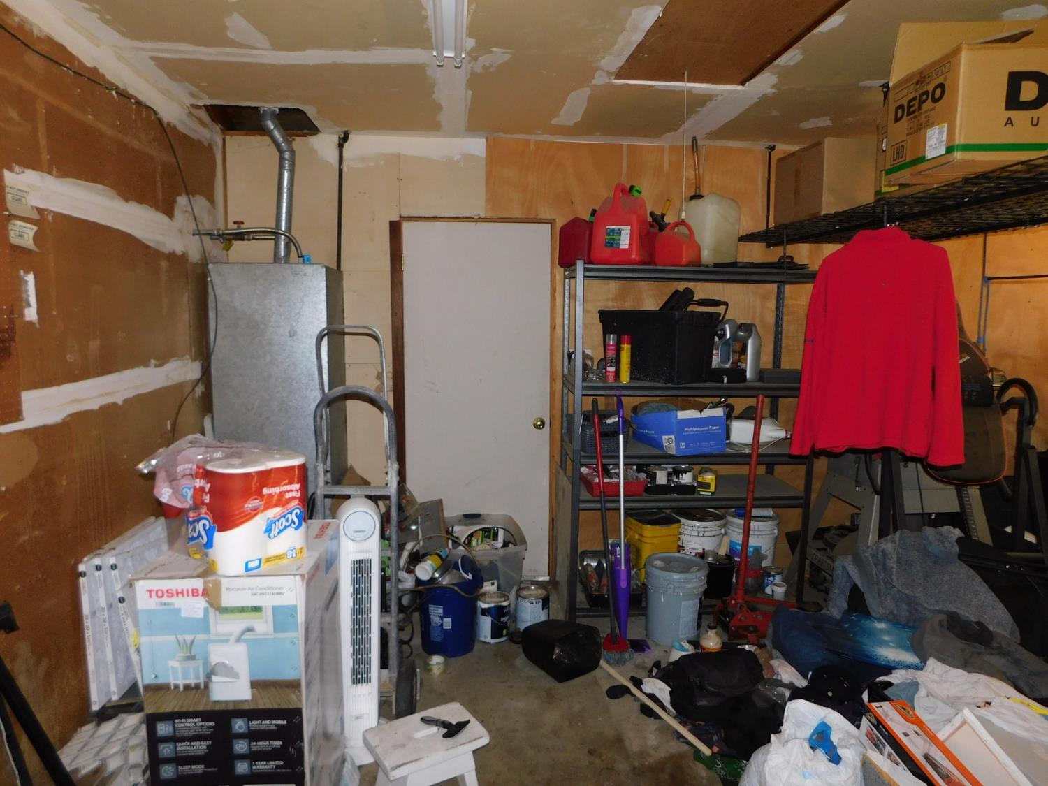 3762 N Claremont Ave N, Fresno, CA 93727