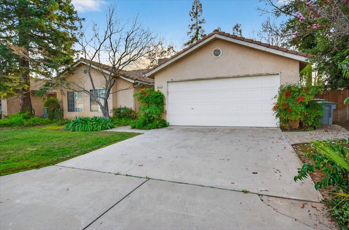 6353 N Brix, Fresno, CA 93722