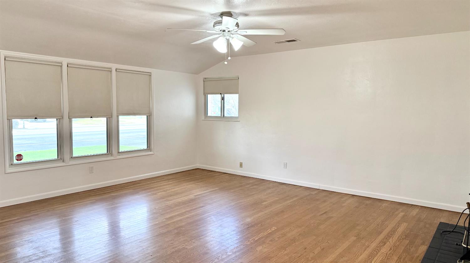 2335 N Douty St, Hanford, CA 93230