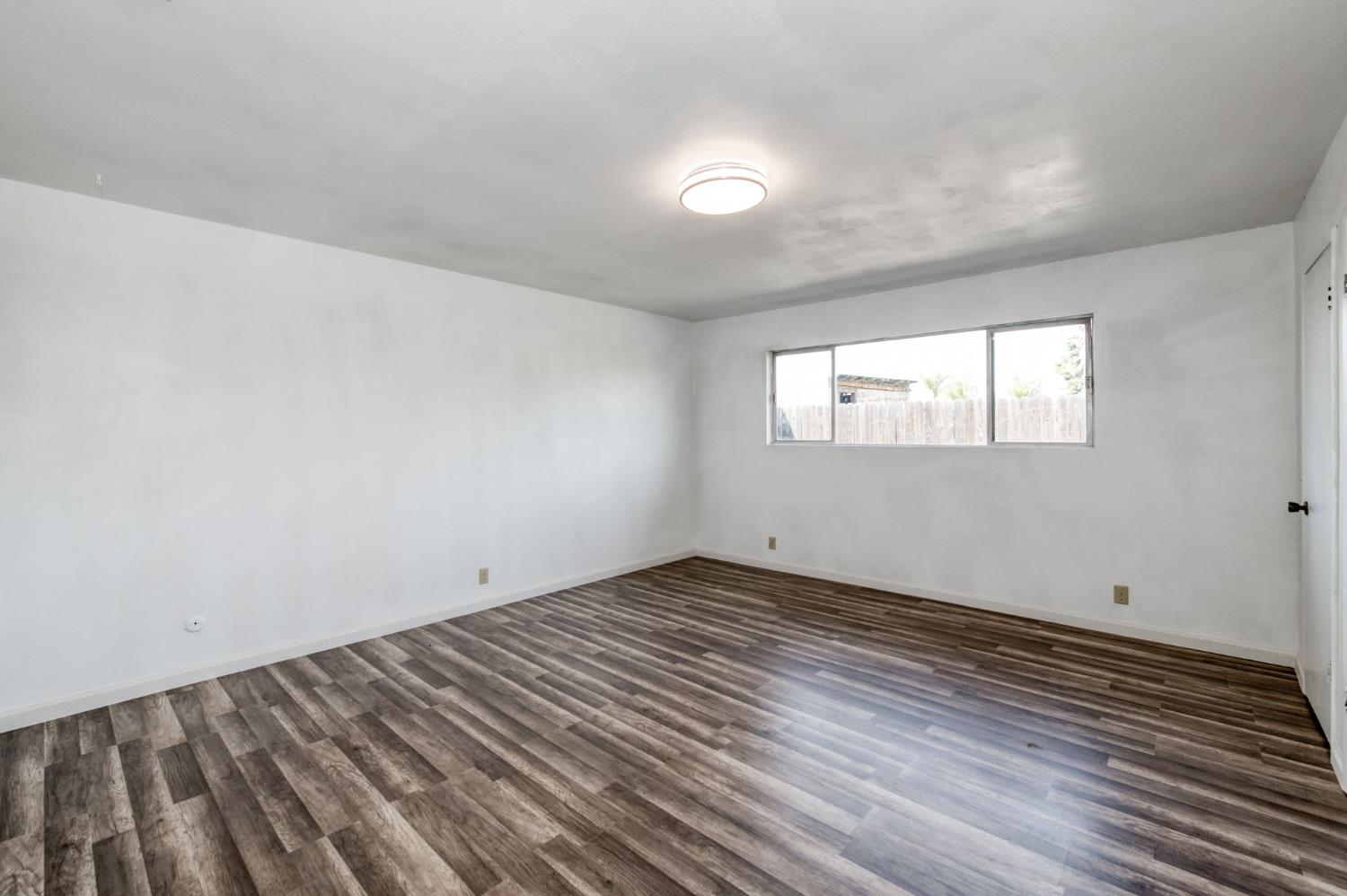 3448 W Peralta Way, Fresno, CA 93722