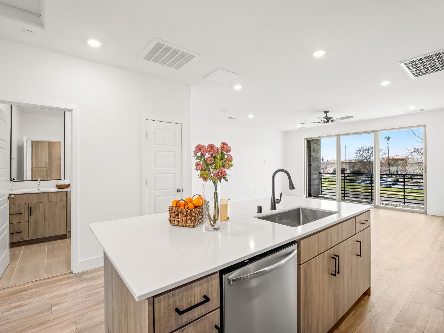 602 W Mahogany Ln, Clovis, CA 93611