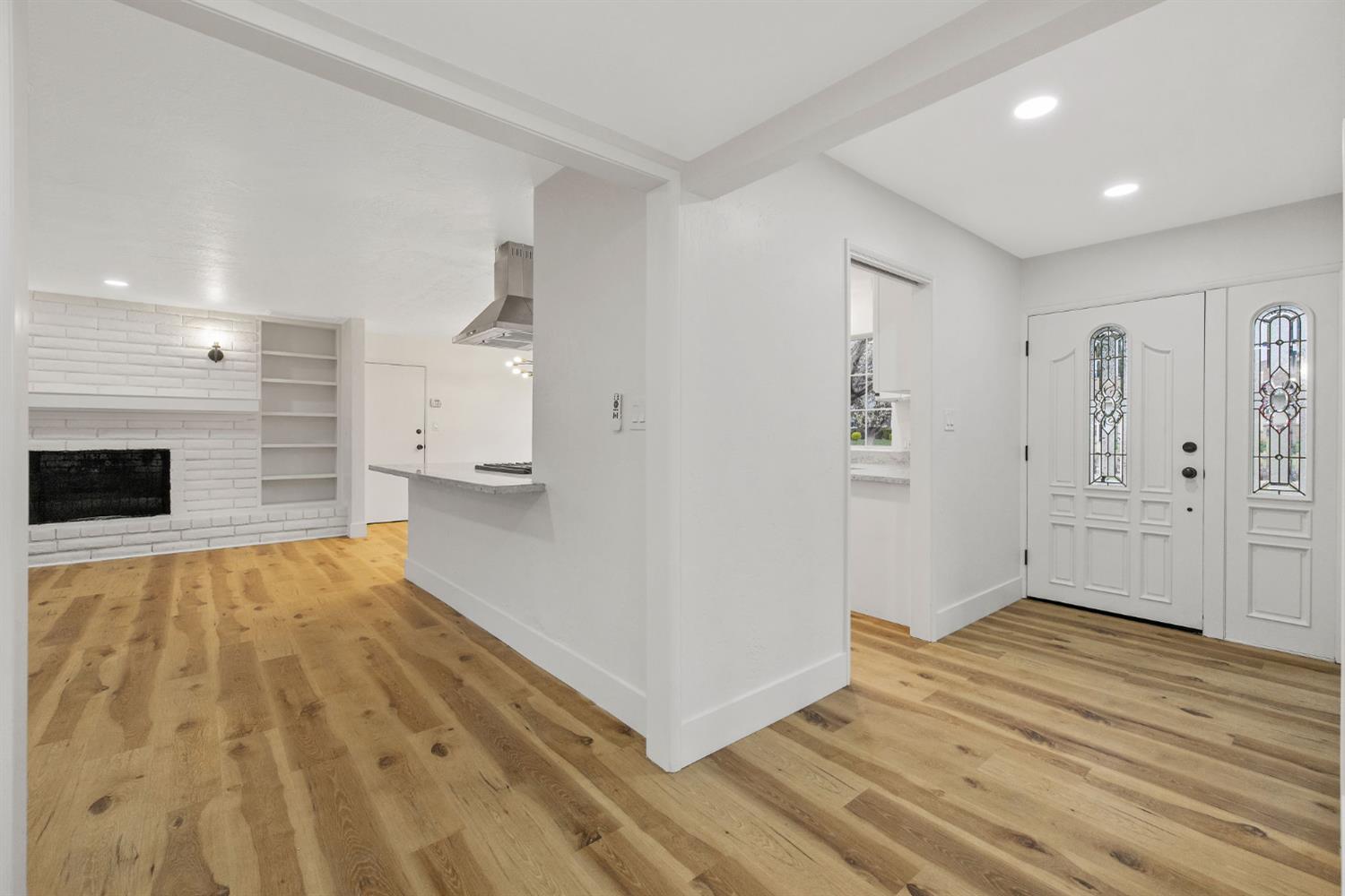 1359 W Millbrae Ave, Fresno, CA 93711