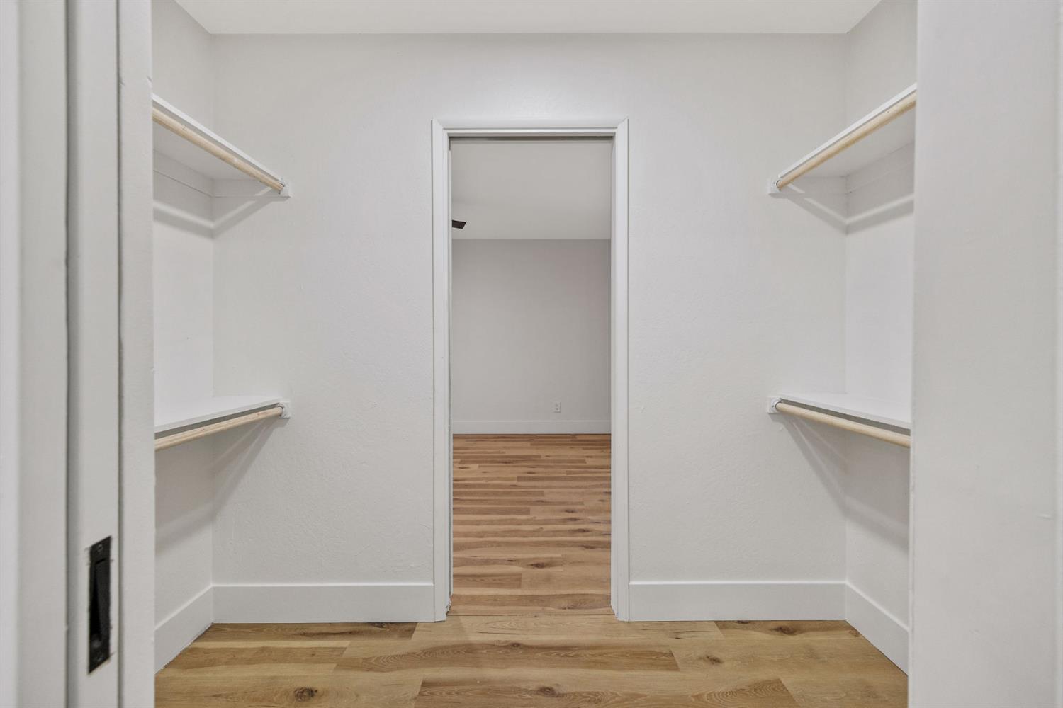 1359 W Millbrae Ave, Fresno, CA 93711