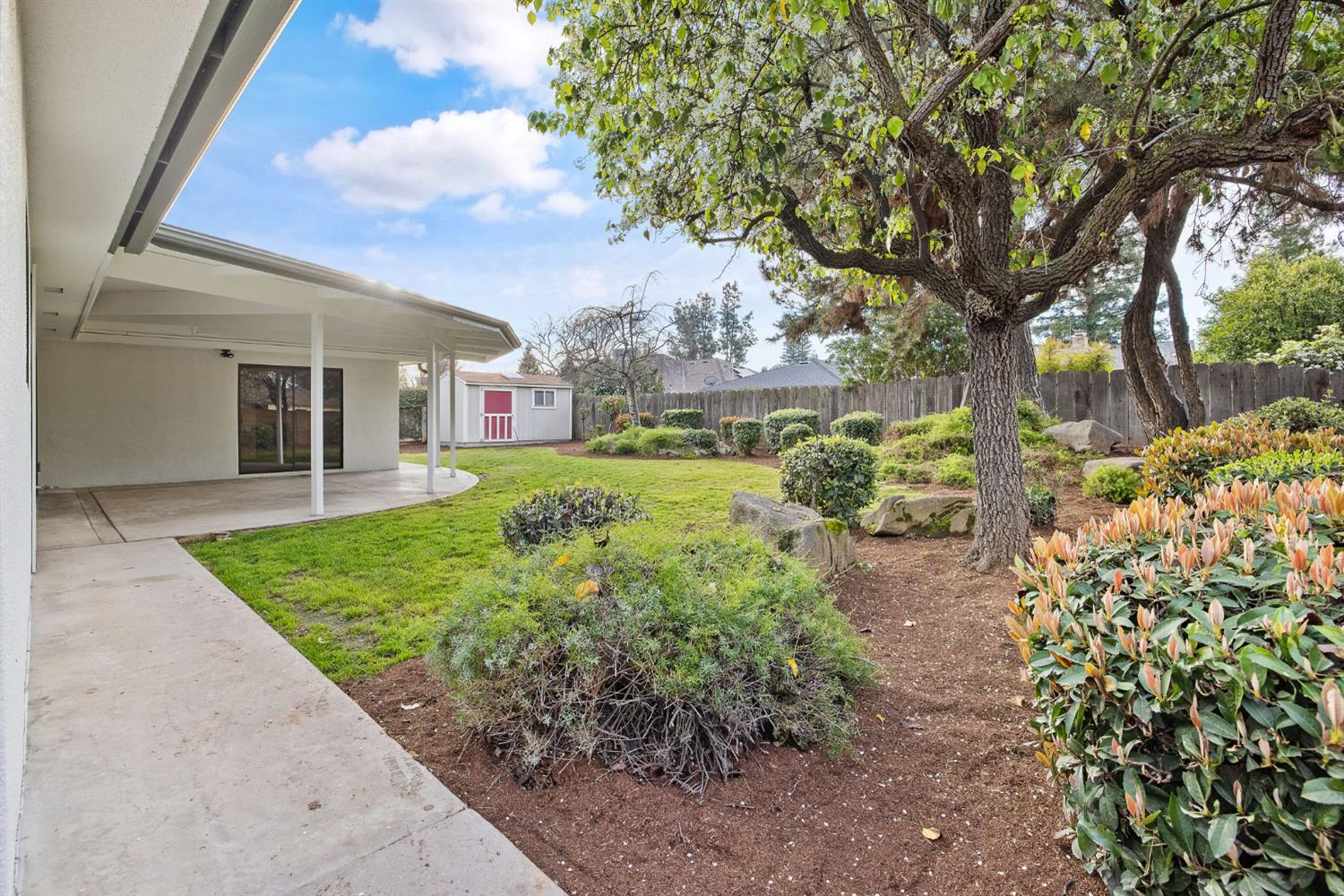 1359 W Millbrae Ave, Fresno, CA 93711