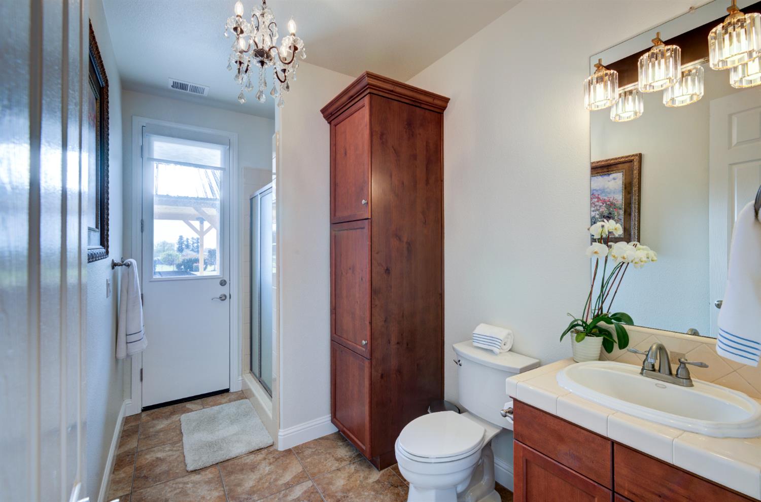 13209 E Falcon Meadow Ln, Clovis, CA 93619