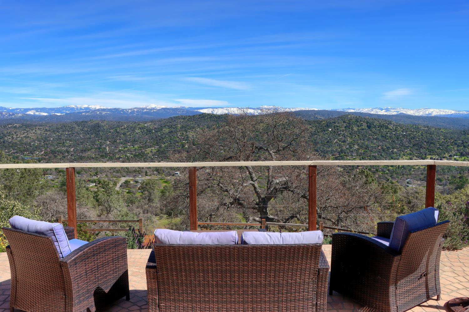 41915 John Muir Dr, Coarsegold, CA 93614