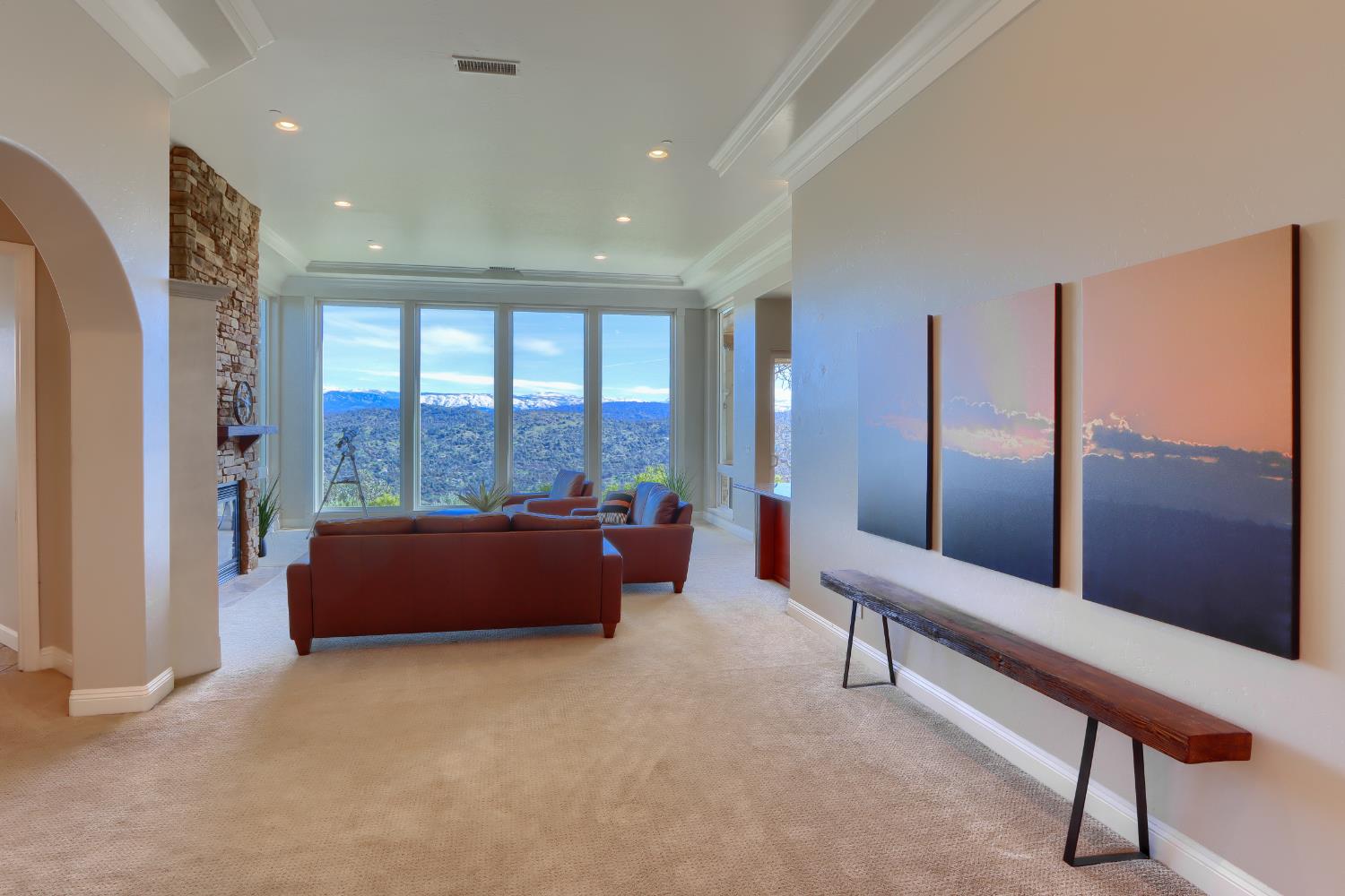 41915 John Muir Dr, Coarsegold, CA 93614